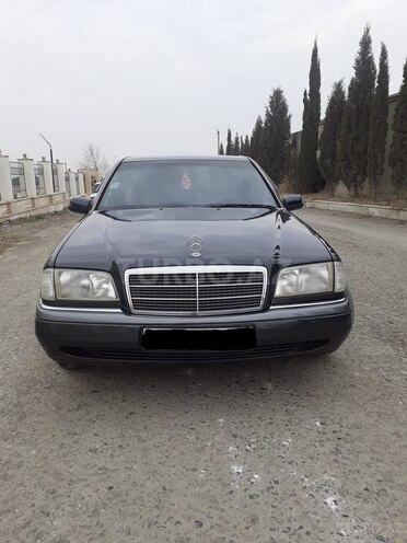 Mercedes C 180 1997, 286,000 km - 1.8 л - Gəncə