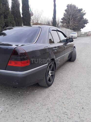 Mercedes C 180 1997, 286,000 km - 1.8 л - Gəncə