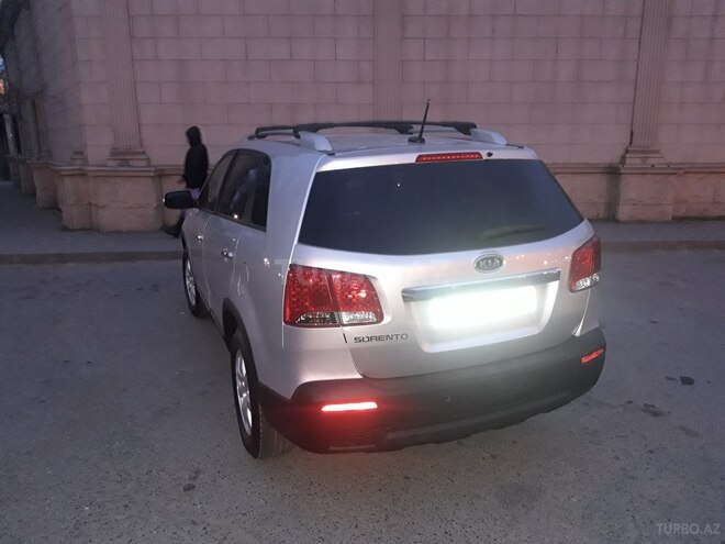 Kia Sorento 2010, 105,585 km - 2.4 л - Bakı