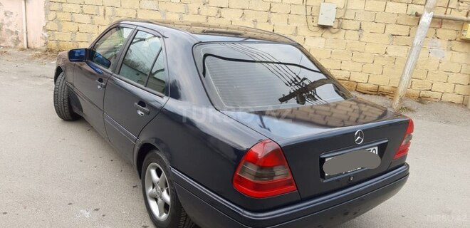 Mercedes C 220 1995, 247,000 km - 2.2 l - Bakı