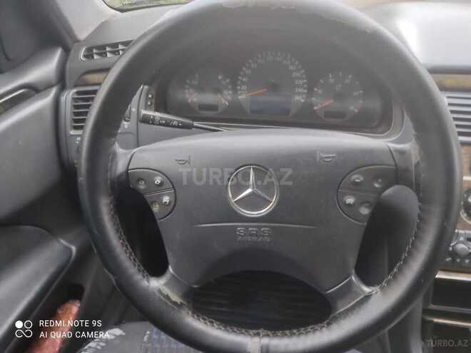Mercedes E 270 1999, 150,000 km - 2.7 l - Bakı