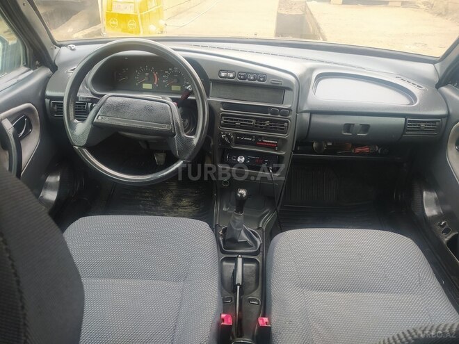 LADA (VAZ) 2115 2007, 385,489 km - 1.5 l - Salyan