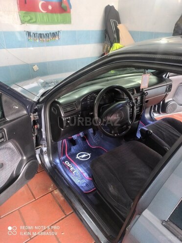 Opel Vectra 1995, 374,000 km - 1.8 л - Sumqayıt