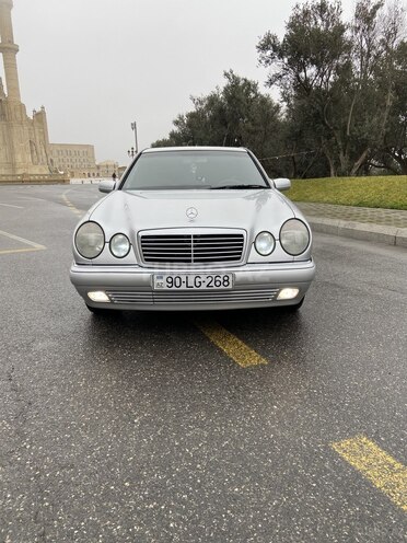 Mercedes E 200 1997, 295,000 km - 2.0 л - Bakı