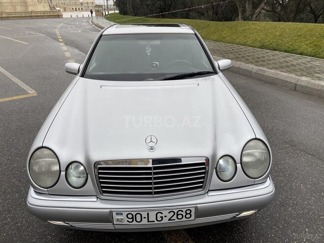 Mercedes E 200 1997, 295,000 km - 2.0 л - Bakı