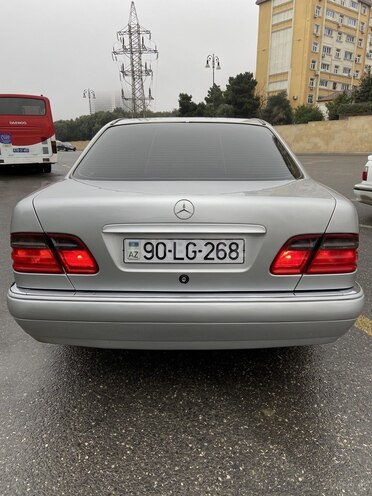 Mercedes E 200 1997, 295,000 km - 2.0 л - Bakı