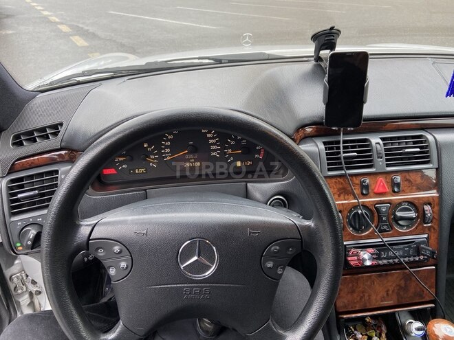 Mercedes E 200 1997, 295,000 km - 2.0 л - Bakı