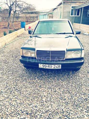 Mercedes 190 1992, 450,673 km - 2.0 л - Şamaxı