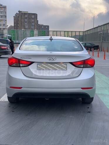 Hyundai Elantra 2015, 92,500 km - 1.8 l - Bakı