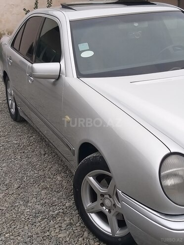 Mercedes E 230 1997, 402,000 km - 2.3 л - Mingəçevir
