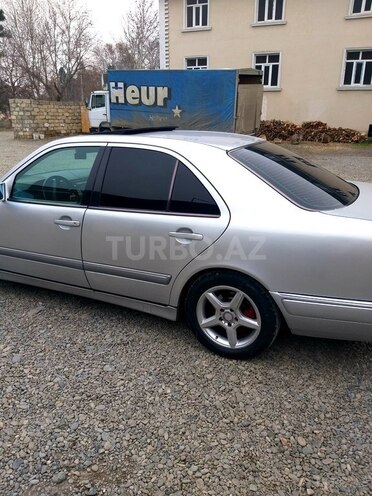 Mercedes E 230 1997, 402,000 km - 2.3 л - Mingəçevir