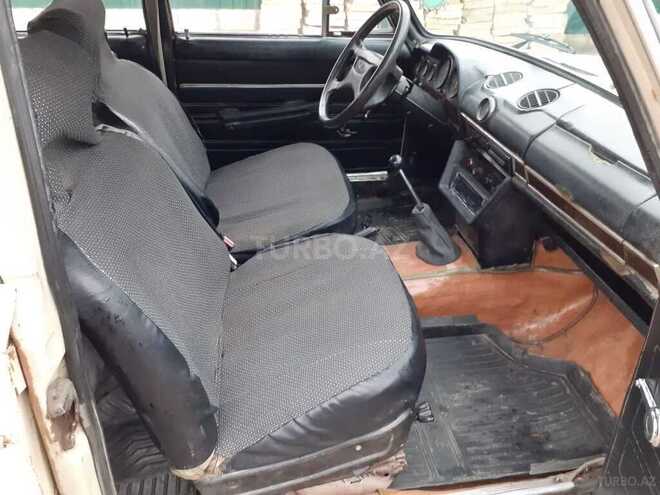 LADA (VAZ) 2106 1984, 190,000 km - 1.6 л - Salyan