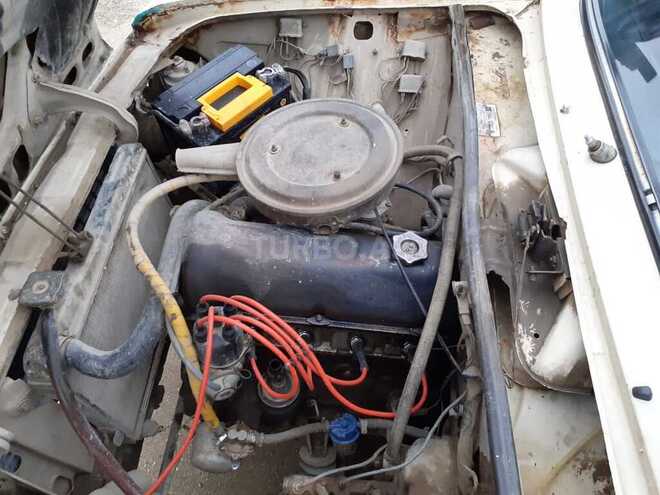 LADA (VAZ) 2106 1984, 190,000 km - 1.6 л - Salyan