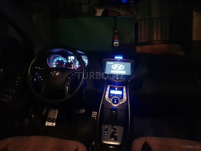Hyundai Elantra 2012, 157,000 km - 1.8 l - Bakı