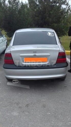 Opel Vectra 1996, 237,000 km - 1.8 l - Zaqatala