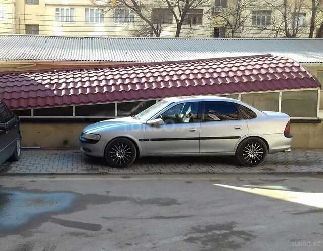 Opel Vectra 1996, 237,000 km - 1.8 l - Zaqatala