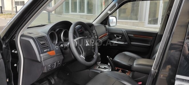 Mitsubishi Pajero 2007, 151,000 km - 3.0 l - Bakı
