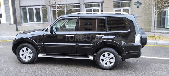 Mitsubishi Pajero 2007, 151,000 km - 3.0 l - Bakı