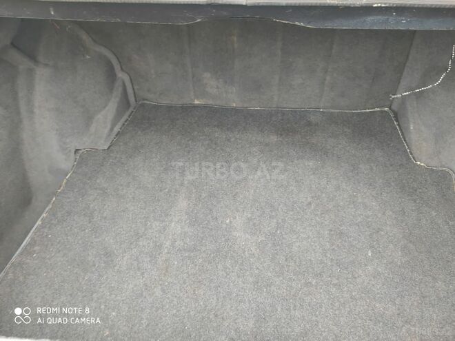 Mercedes E 250 1994, 235,000 km - 2.5 l - Bakı