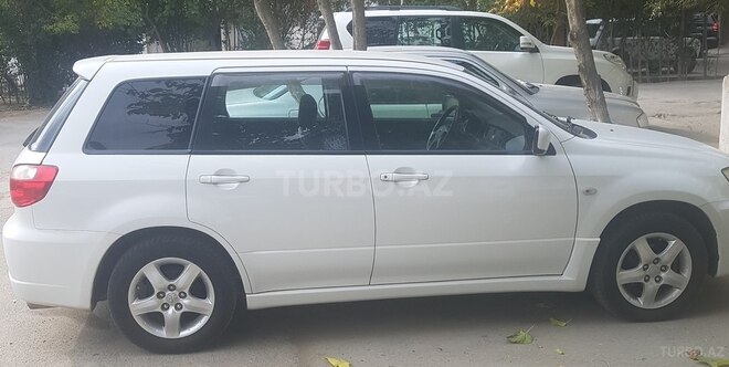 Mitsubishi Airtrek 2005, 283,652 km - 2.0 l - Bakı