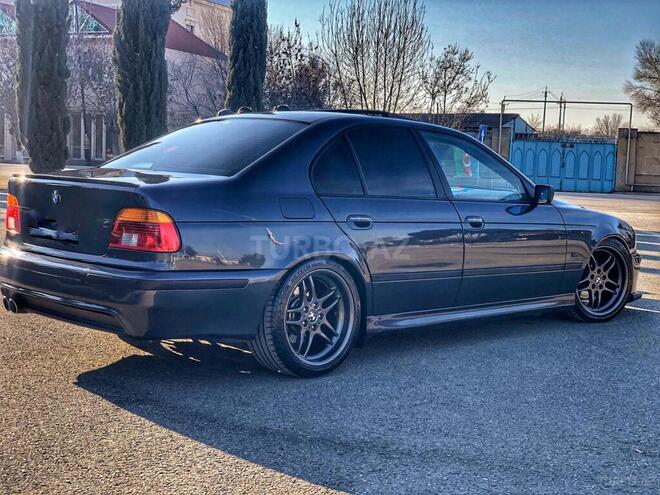 BMW 528 1998, 256,000 km - 2.8 l - Zərdab