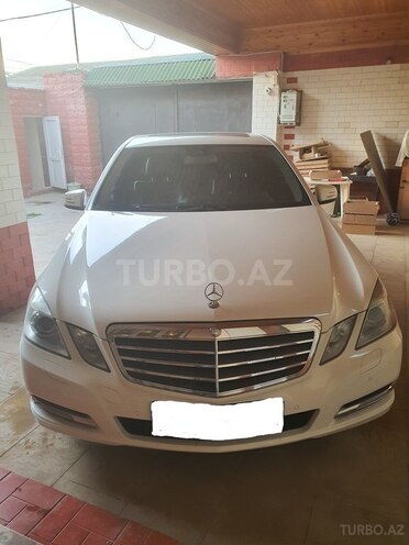 Mercedes E 220 2012, 200,000 km - 2.2 l - Bakı