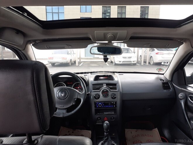 Renault Megane 2006, 235,600 km - 1.9 l - Quba