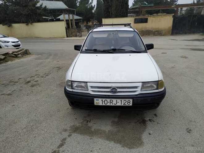 Opel Astra 1993, 158,200 km - 1.4 l - Bakı