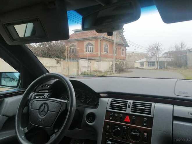 Mercedes E 230 1996, 188,121 km - 2.3 л - Lənkəran