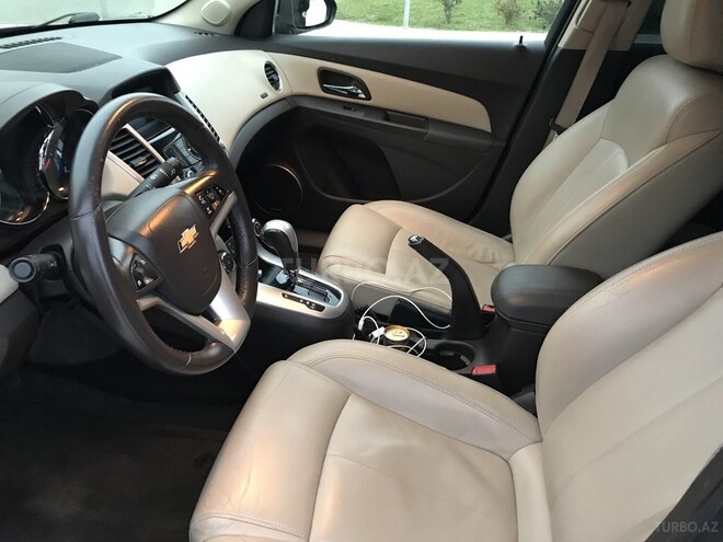 Chevrolet Cruze 2011, 136,600 km - 1.4 l - Bakı