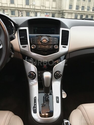 Chevrolet Cruze 2011, 136,600 km - 1.4 l - Bakı