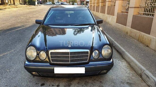 Mercedes E 230 1995, 295,000 km - 2.3 l - Bakı