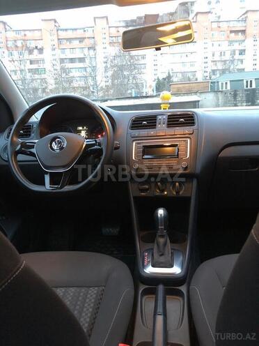 Volkswagen Polo 2017, 17,000 km - 1.6 l - Bakı