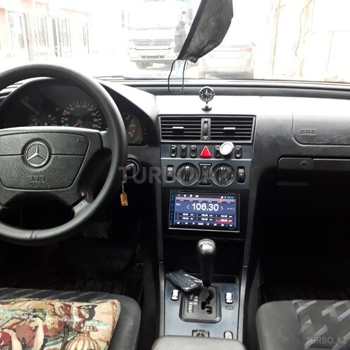 Mercedes C 220 1999, 302,500 km - 2.2 л - Bakı