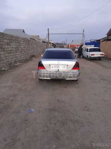 Mercedes C 240 1997, 200,000 km - 2.6 л - Beyləqan