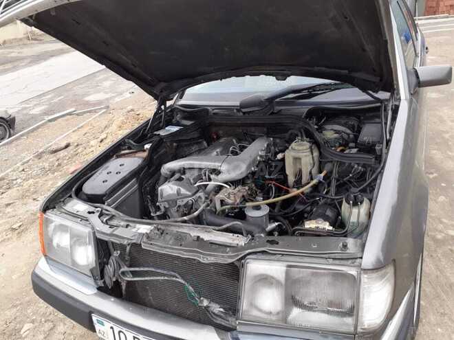 Mercedes E 300 1992, 450,000 km - 3.0 l - Bakı