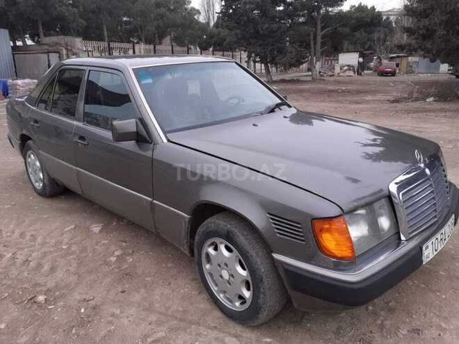 Mercedes E 300 1992, 450,000 km - 3.0 l - Bakı