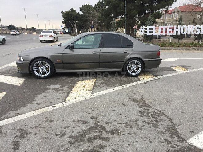 BMW 528 1997, 326,000 km - 2.8 l - Bakı