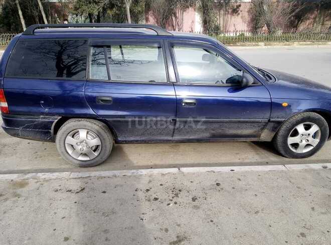 Opel Astra 1996, 309,000 km - 1.6 l - Bakı