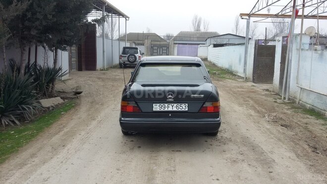 Mercedes E 200 1991, 3,002 km - 2.0 l - Bakı