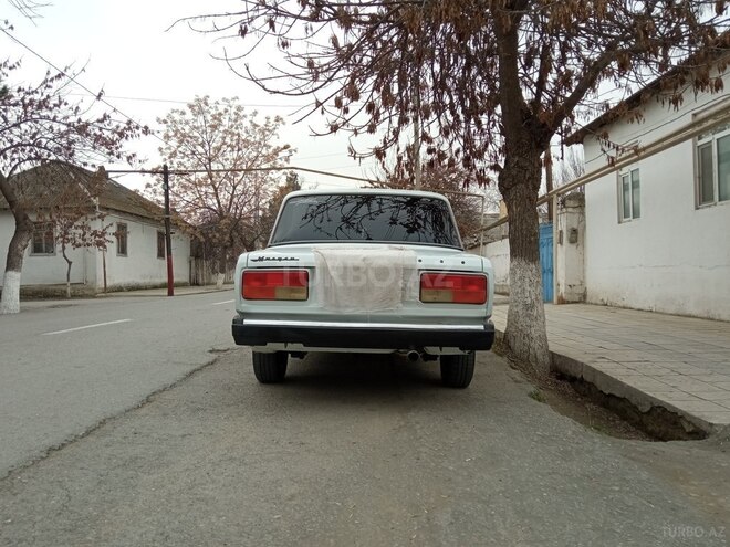 LADA (VAZ) 2107 2003, 132,000 km - 1.5 l - Ucar