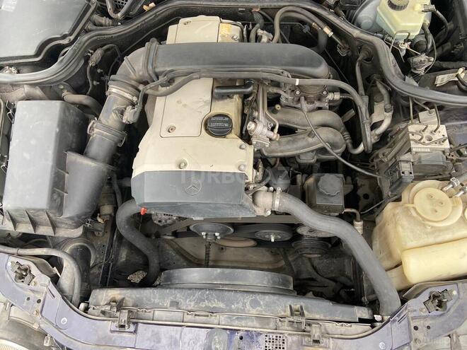 Mercedes E 200 1999, 379,000 km - 2.0 l - Bakı
