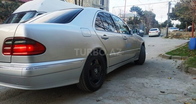 Mercedes E 240 2000, 274,500 km - 2.4 l - Bakı