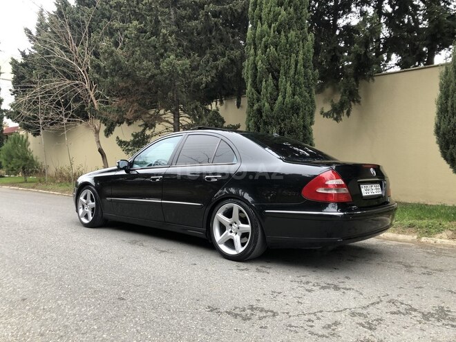 Mercedes E 240 2002, 295,000 km - 3.2 l - Bakı