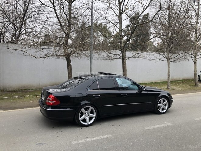 Mercedes E 240 2002, 295,000 km - 3.2 l - Bakı