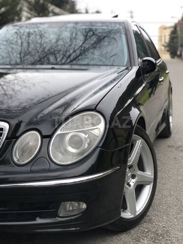 Mercedes E 240 2002, 295,000 km - 3.2 l - Bakı