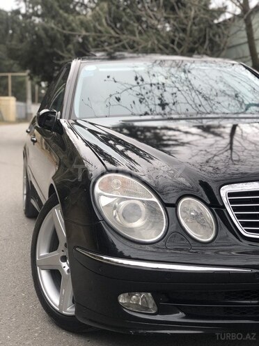 Mercedes E 240 2002, 295,000 km - 3.2 l - Bakı