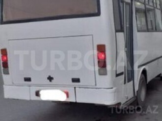 Isuzu NP 37 2009, 345,000 km - 4.4 l - Bakı