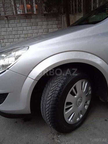 Opel Astra 2007, 128,000 km - 1.3 л - Bakı