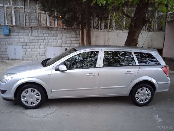 Opel Astra 2007, 128,000 km - 1.3 л - Bakı